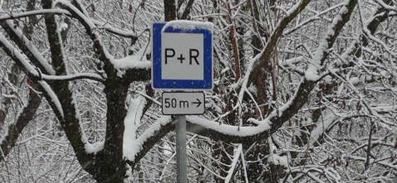 Ha itthon is ilyen lenne a P+R parkoló, mindenki tömegközlekedéssel járna