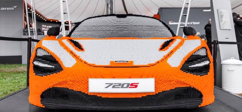 Nem gyerekjáték: 280 ezer Lego kockából álló McLaren sportkocsi