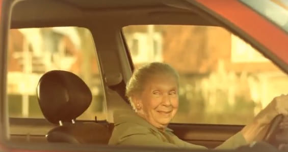 Használt autót idős tulajtól! Mekkora közhely… Hatalmas VIDEÓ!
