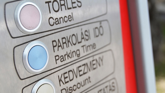 Nagy változások jönnek a fizetős parkolásban 2018-ban, mutatjuk