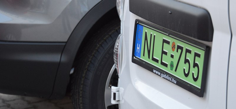Miért adnak zöld rendszámot benzines járműveknek? Itt a hivatalos válasz, ami nem annyira válasz