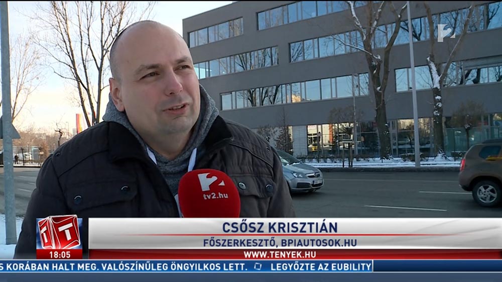 TV2 interjúnk, a téli útviszonyokról és az autókról lerepülő jégdarabokról
