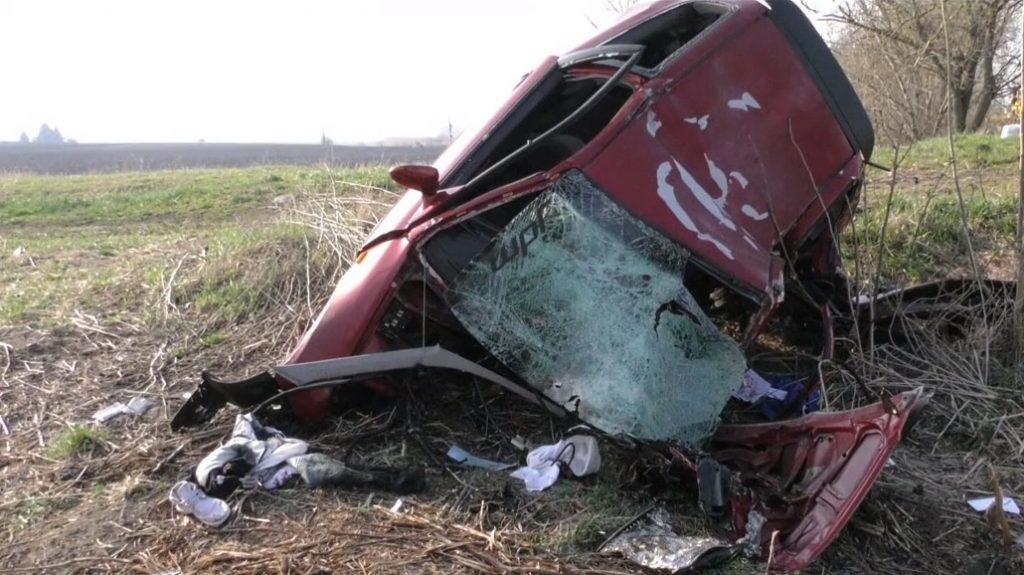Fotók – Egy stoptábla miatt akarták megállítani a rendőrök a szabolcsi fiút, aki menekülőre fogta, majd szörnyethalt
