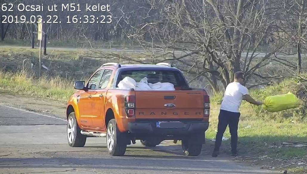 Ők most lebuktak! De a külterületeken sajnos bevett dolog ez