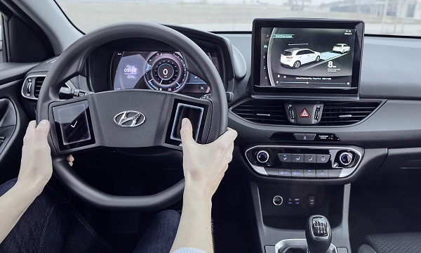 Videó – A kormánykerékre is érintőképernyőt tenne a Hyundai