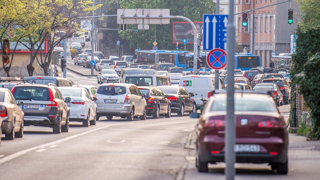Kormány: Nem támogatjuk a dugódíj bevezetését