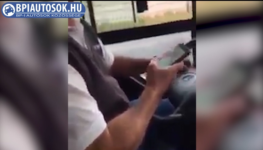 VIDEÓ: Kérdőre vonták a mobilozó buszsofőrt, de nem nagyon hatotta meg