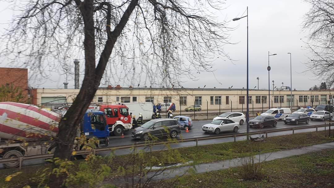 Súlyos baleset a Ferihegyi repülőtérre vezető úton Súlyos baleset a Ferihegyi repülőtérre vezető úton