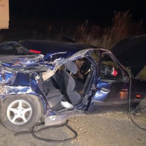 FOTÓK: Árokba hajtott egy 20 éves ittas sofőr Gecsénél, a 23 éves utasa meghalt