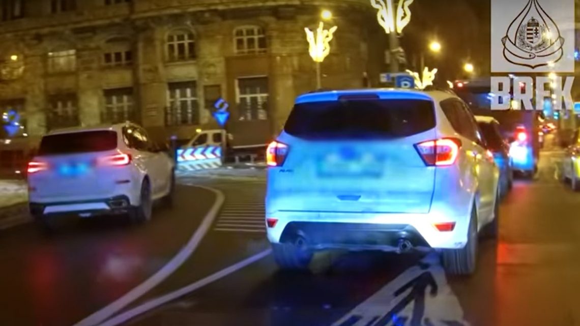 VIDEÓ: Sorra fogják meg civilautóból a pofátlanokat a rendőreink VIDEÓ: Sorra fogják meg civilautóból a pofátlanokat a rendőreink