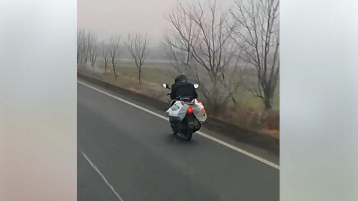VIDEÓ: Eszméletlen a figura. Agyonpakolva, 100-zal tolta a 4-esen VIDEÓ: Eszméletlen a figura. Agyonpakolva, 100-zal tolta a 4-esen