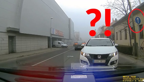 VIDEÓ: Itt a legújabb pofátlan(TAN)ító videó – Még a buszsofőrt is kiszedték a rendőrök a forgalomból