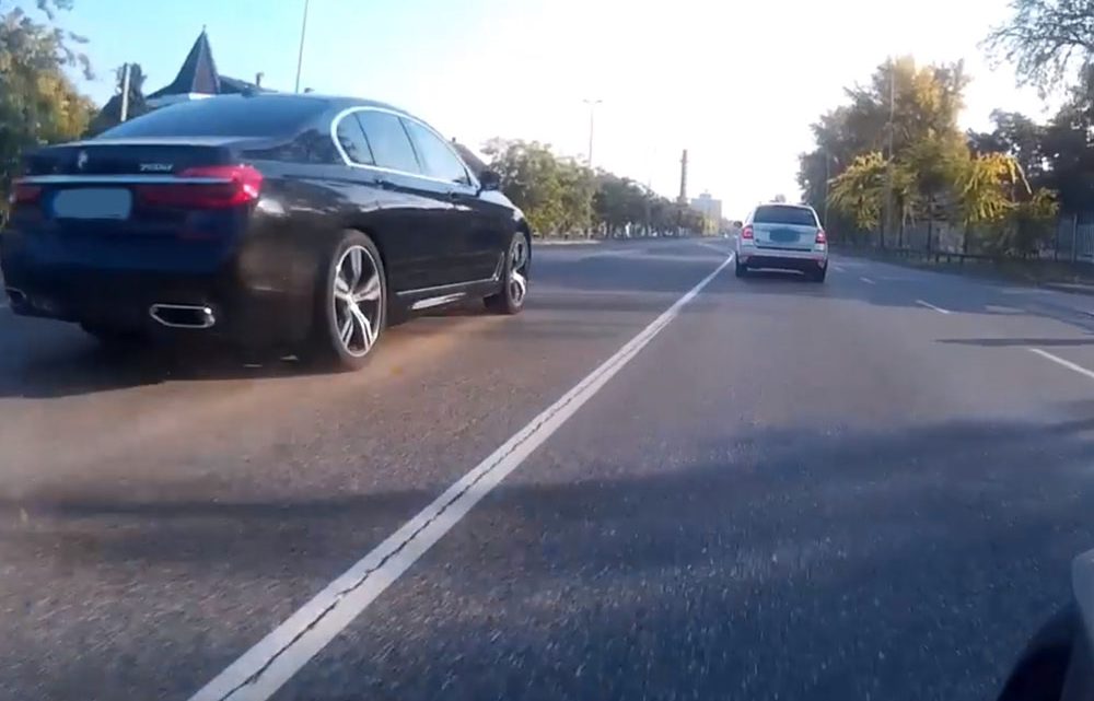Egy finn kutató azt bizonygatja, hogy a BMW- és Audi-tulajdonosok tuskóbbak a többieknél Egy finn kutató azt bizonygatja, hogy a BMW- és Audi-tulajdonosok tuskóbbak a többieknél