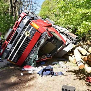 „Először nem mertem közelebb menni, mert folyt az olaj”