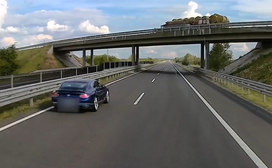 Ha azt hiszed, hogy ez az Autobahnon történt, tévedsz! (M35-ös autópálya) Ha azt hiszed, hogy ez az Autobahnon történt, tévedsz! (M35-ös autópálya)