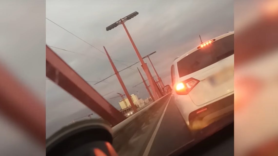 Lezárják ma a Rákóczi hidat egy bomba hatástalanítása miatt Lezárják ma a Rákóczi hidat egy bomba hatástalanítása miatt