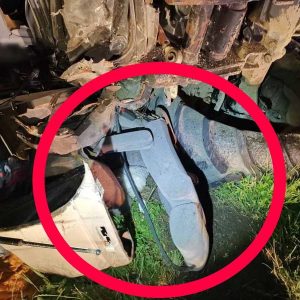 Kiszakította az autóból a gyerekülést a traktor, amikor hátulról nekiütközött. Meghalt egy 5 éves kislány