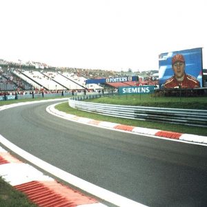 Péntektől útlezárásokkal tarják távol a nézőket a Hungaroring környékétől