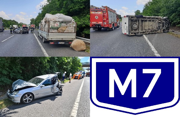 FOTÓK: Platóról leesett áru okozott balesetet az M7-es autópályán