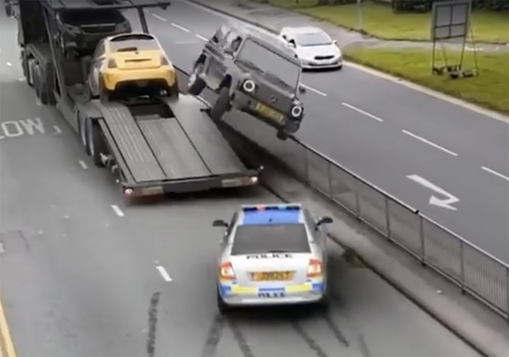 VIDEÓ: Majd ha így lógsz meg a rendőr elől, akkor menj utadra… :)