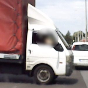 VIDEÓ: Kisteher, vagy beton mixer? Mi történhet? Át mindenen! Go…go…go…