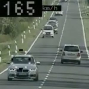 VIDEÓ: 337 Gyorshajtót mértek be a rendőrök a ROADPOL akció alatt