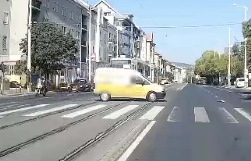 VIDEÓ: Egy ÁÁÁÁ és egy ÚÚÚRISTEN is jutott mára. :((( Budapest és Gyál VIDEÓ: Egy ÁÁÁÁ és egy ÚÚÚRISTEN is jutott mára. :((( Budapest és Gyál