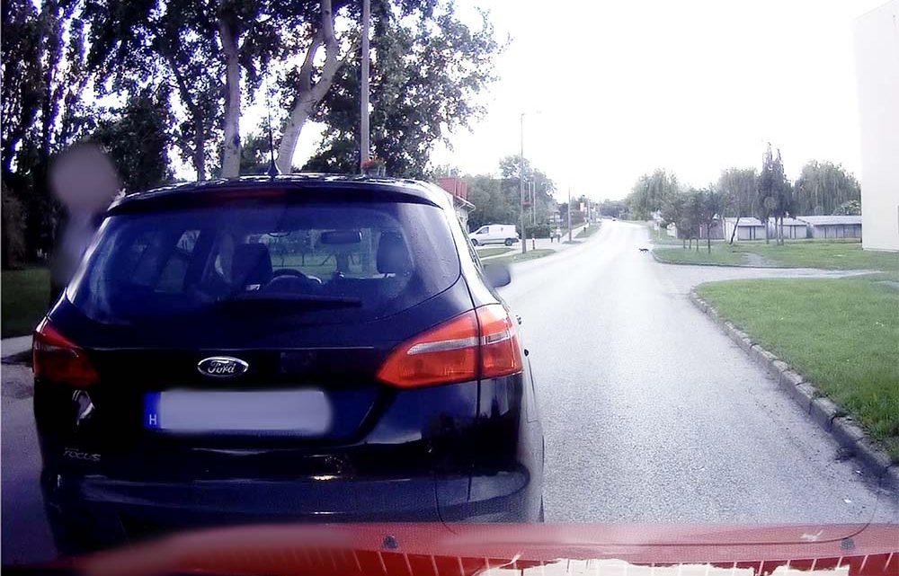 VIDEÓ: A közúton akarta rendezni a vitát a Ford sofőrje Bicskén VIDEÓ: A közúton akarta rendezni a vitát a Ford sofőrje Bicskén