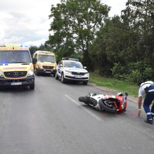 Sikerült újraéleszteni a férfit, akinek motorozás közben állt meg a szíve