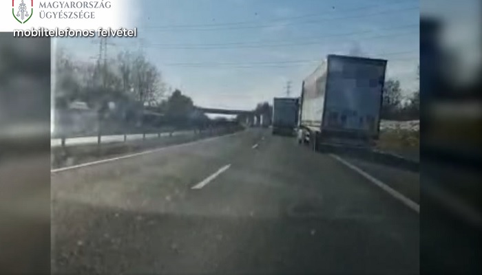 VIDEÓ: Olyan részeg volt a román kamionos az M1-sen, hogy nem tudott egyenesen haladni  a járművel