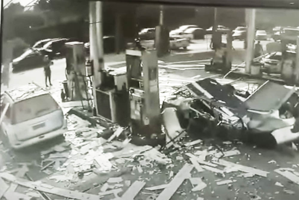 Gázos autó robbant fel tankolás közben Rióban