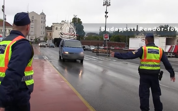 VIDEÓ: 9 óra alatt 100 szabályszegő – Eredményes közlekedési akció a fővárosban