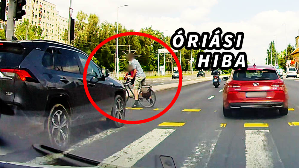 VIDEÓ: Óriási hibát követett el a biciklis és talán még neki állt feljebb. Ráadásul nem egyedül ült a kerékpáron