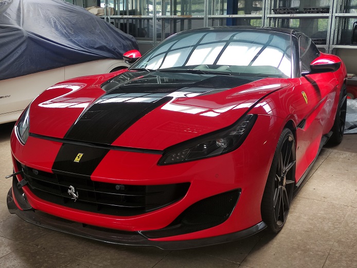 600 lóerős Ferrarit kínál, akár féláron a NAV