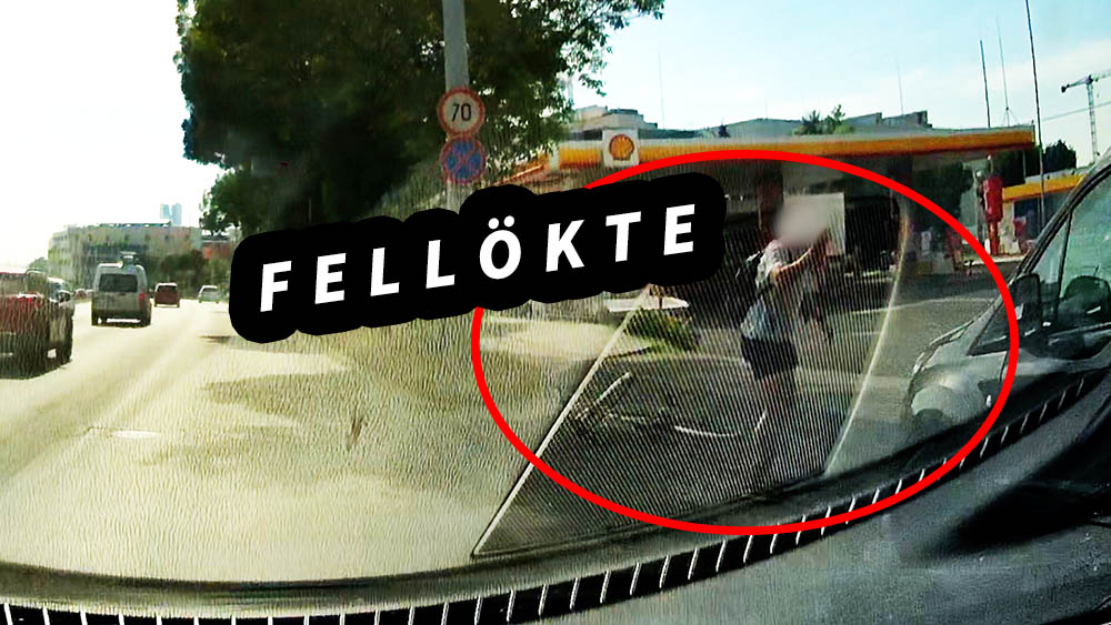 Videón, ahogy fellöki a bicikliúton haladó kerékpárost a figyelmetlen autós
