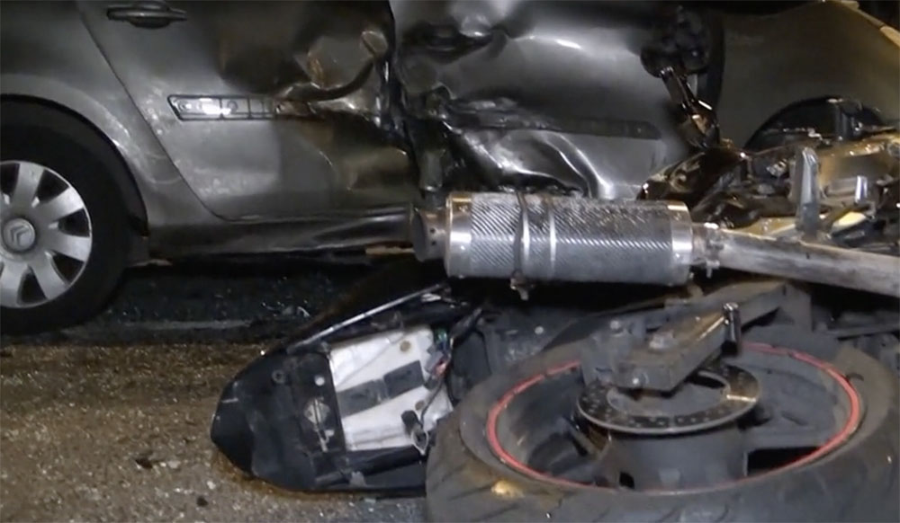 Meghalt a motoros, de az autós is hibázott a Váci úton – VIDEÓ
