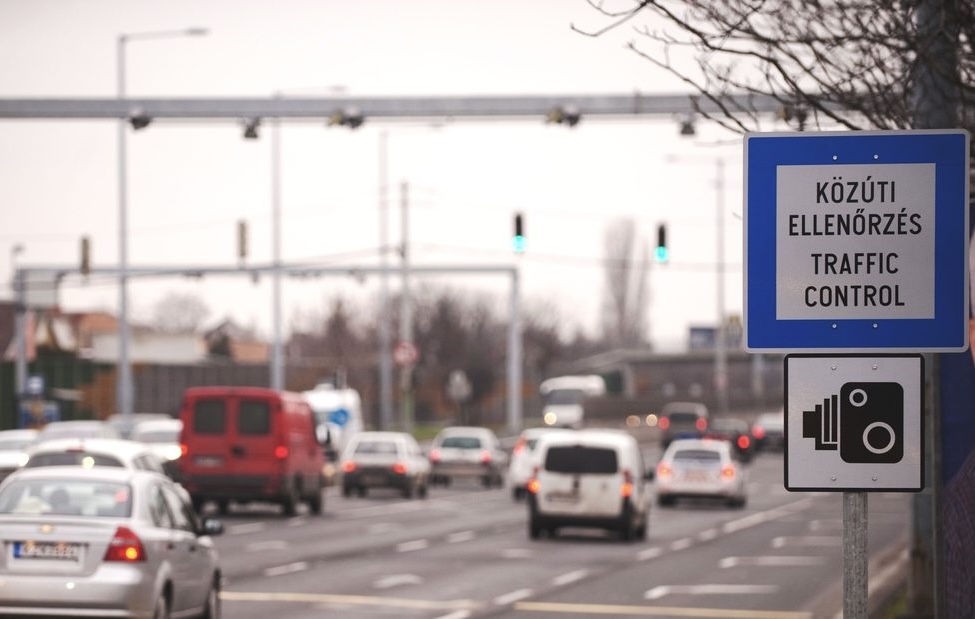 Bővítik a fővárosi traffipax-hálózatot – 7 milliárd forintnyi bírság fél év alatt…