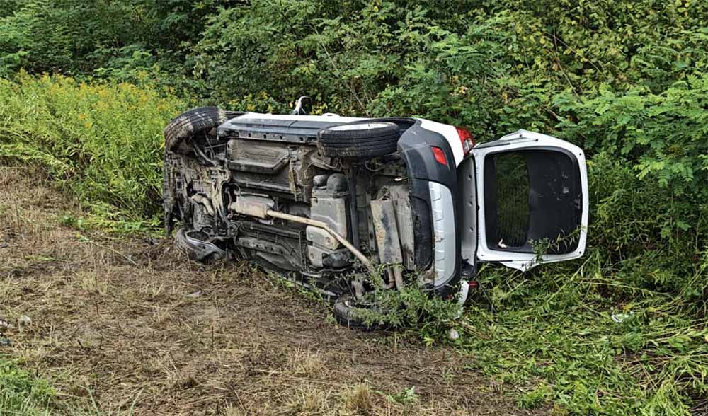 Öt sérült, ketten mentőhelikopterrel kerültek kórházba – Súlyos baleset Devecser és Nemeshany között