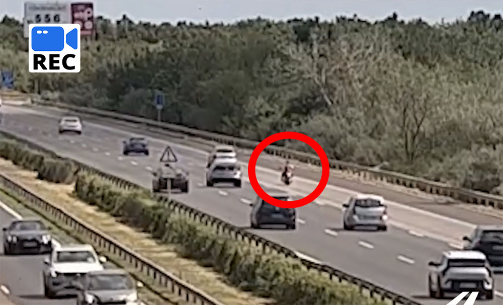 Videón a drámai pillanatok – Hajszálon múlt a tragédia az M7-esen