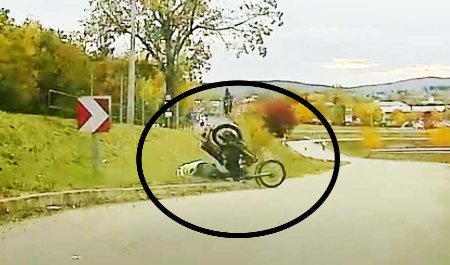 Részegen, bukósisak nélkül menekült a rendőrök elől