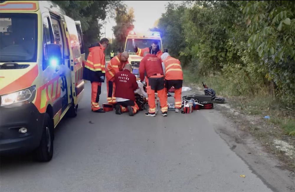 Meghalt egy rolleres. Őzzel ütközött