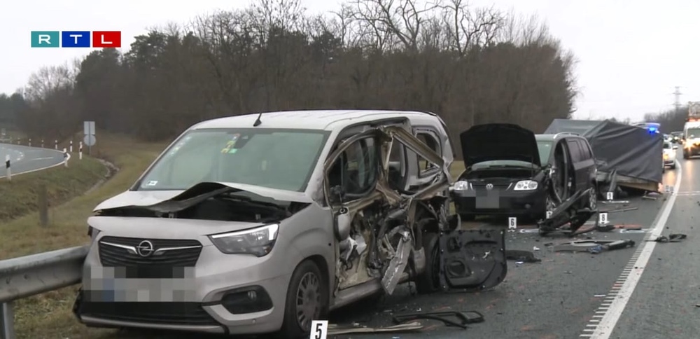 Családja előtt gázoltak halálra egy háromgyerekes rendőrt az M1-esen