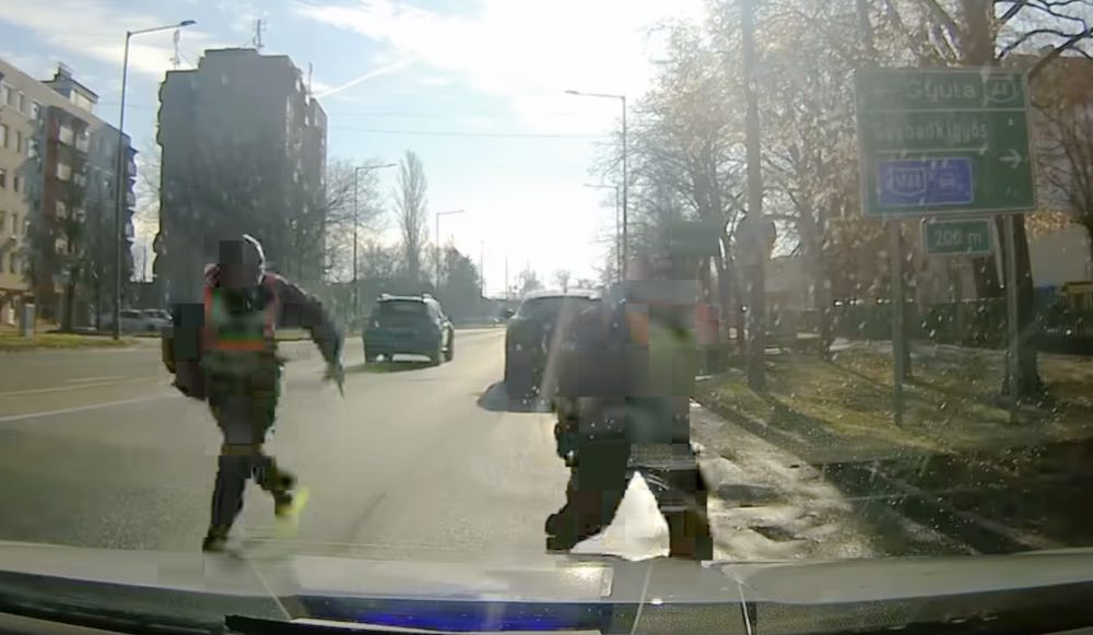 A rendőrnő szedte ki az autóból a menekülő sofőrt Békéscsabán 